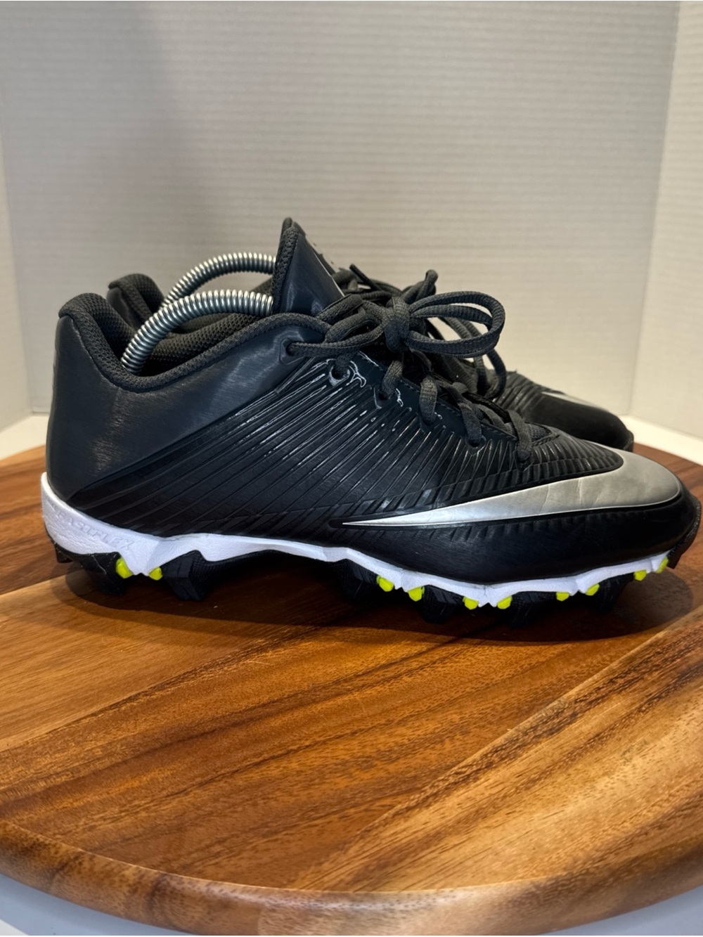 Nike Vapor Shark 2 Football Cleats Men’s Size 7 Black
